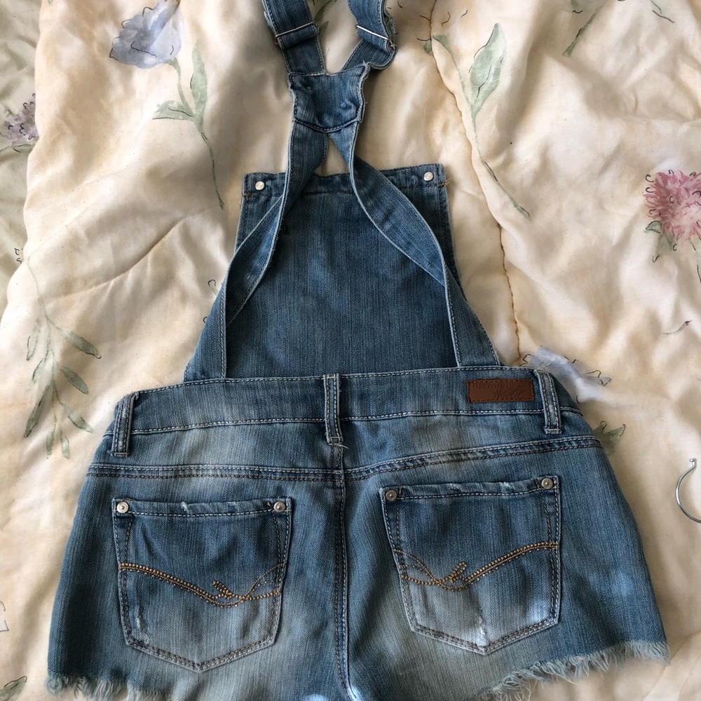 Cute summer overalls - Picture 3 of 4
